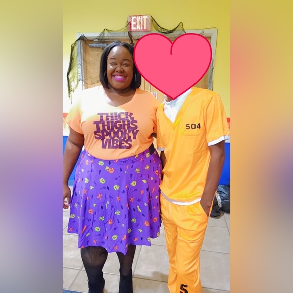 “Torrid” SkirtSize 5 (28)Worn once for a couple of hours$25 - Picture 2 of 2